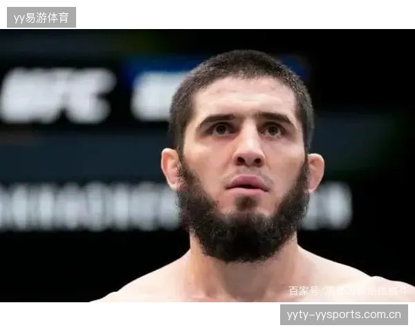 UFC地面反转惊险绝杀对手：无惧逆境的极限战役